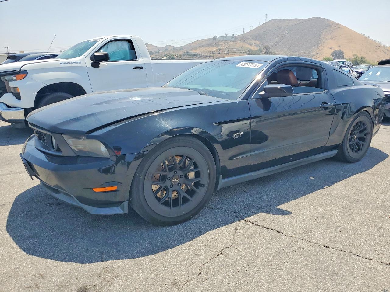 FORD MUSTANG 2010