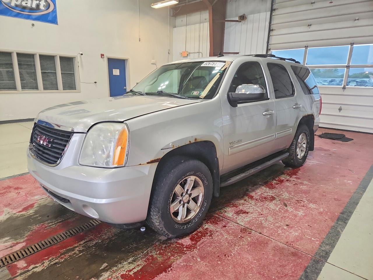 GMC YUKON 2010