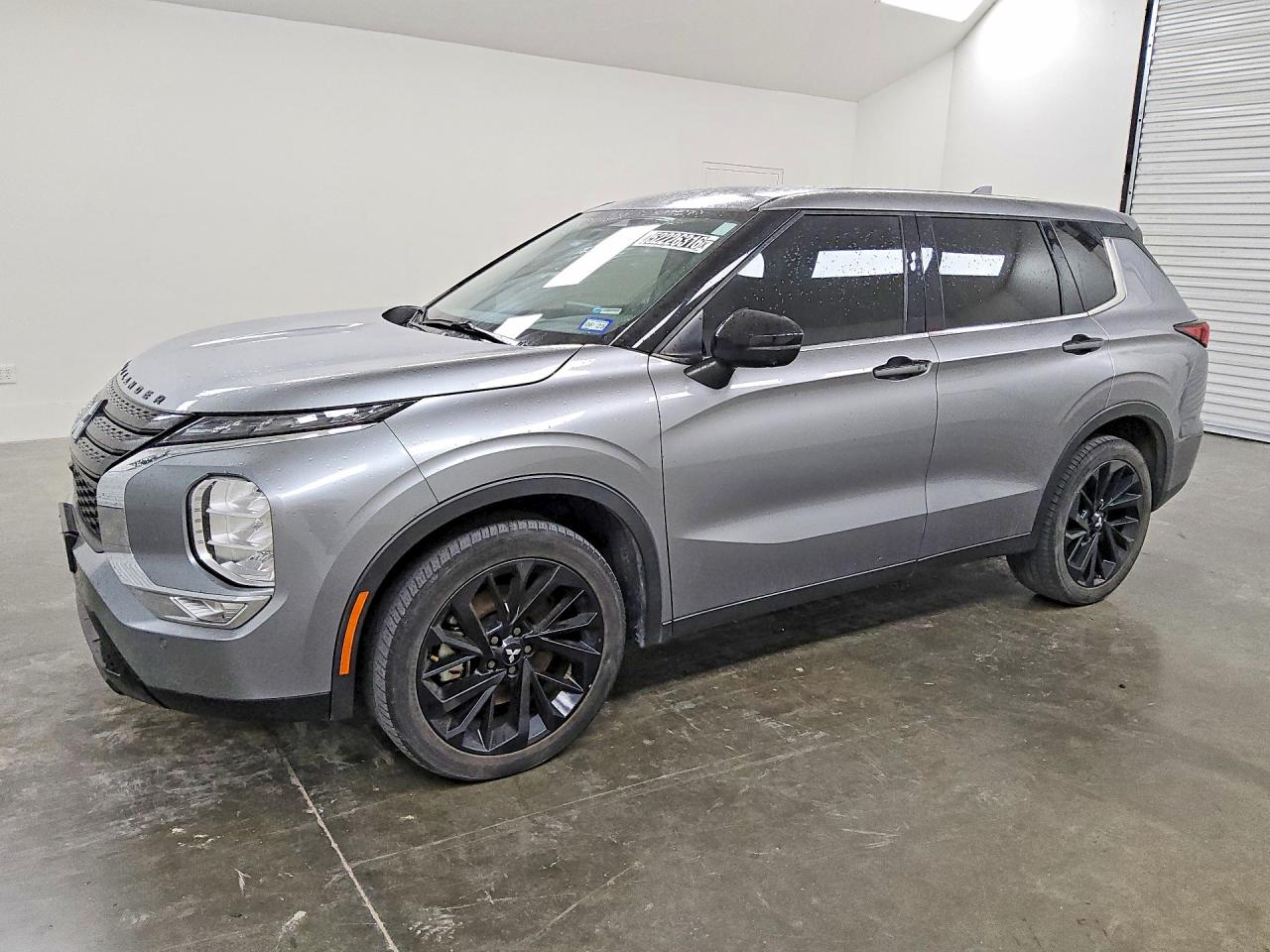MITSUBISHI OUTLANDER 2023