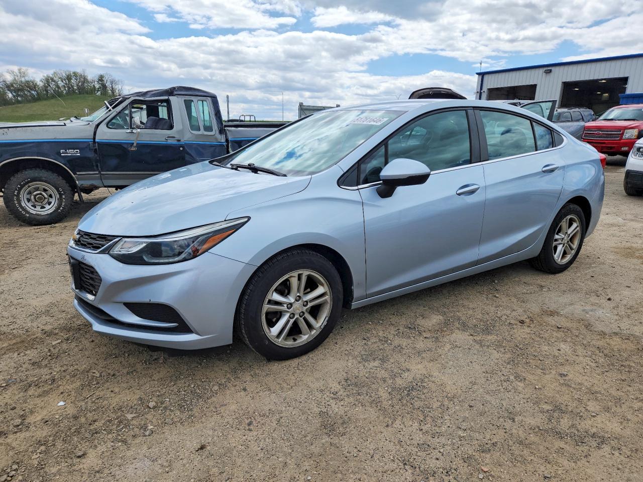 CHEVROLET CRUZE 2017