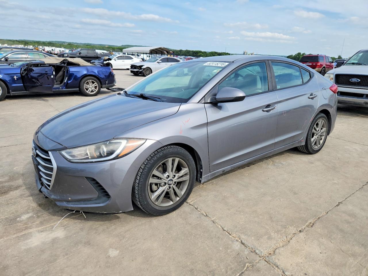 HYUNDAI ELANTRA 2018