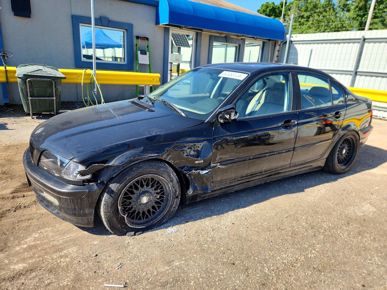 BMW 325 2001