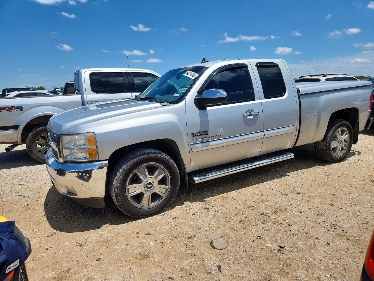 CHEVROLET SILVERADO 2012