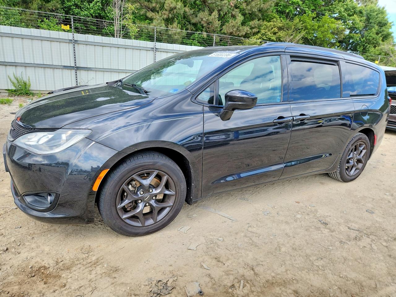 CHRYSLER PACIFICA 2019