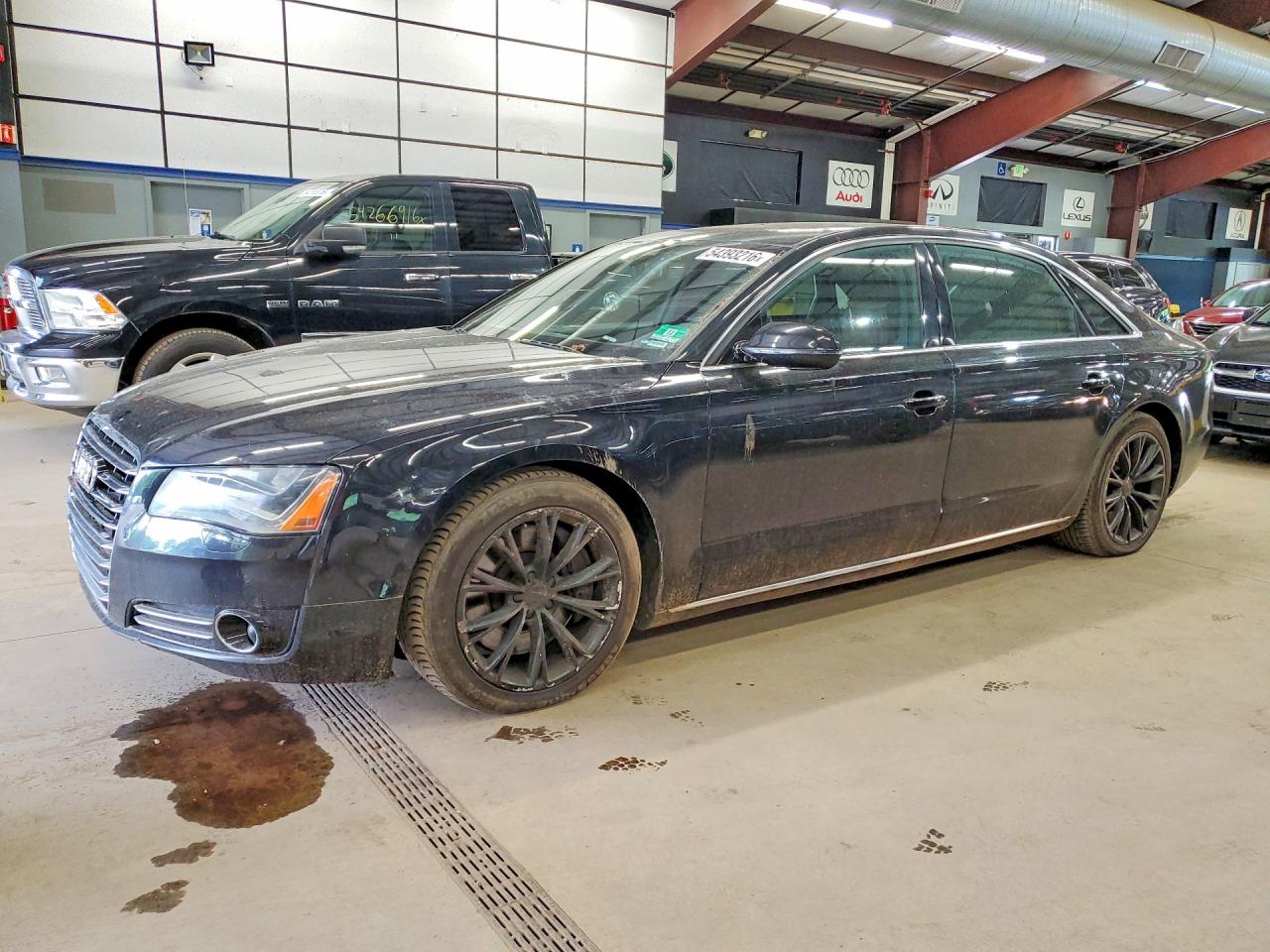 AUDI A8 2011