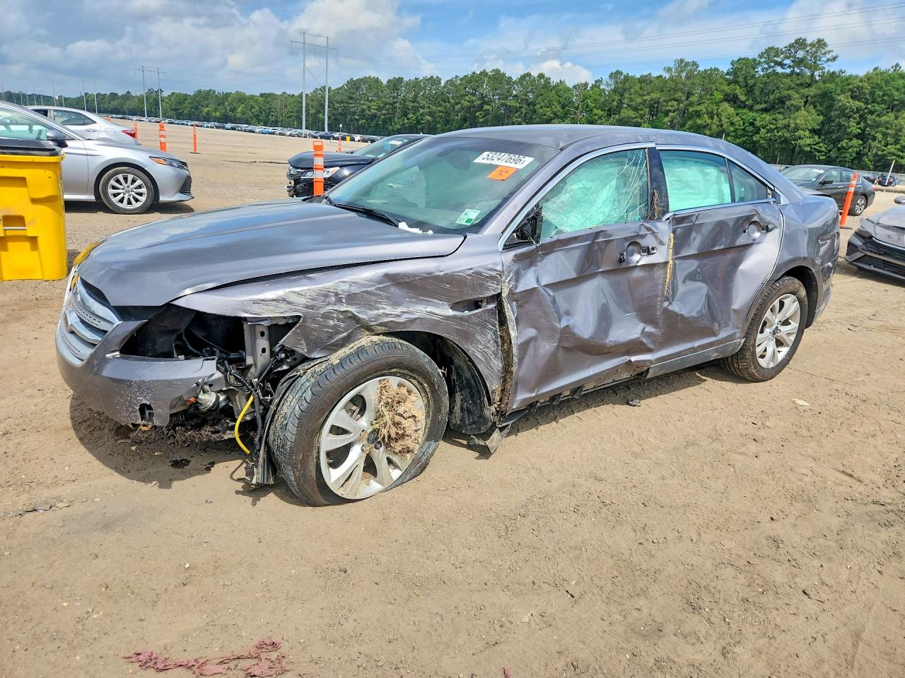 FORD TAURUS 2012