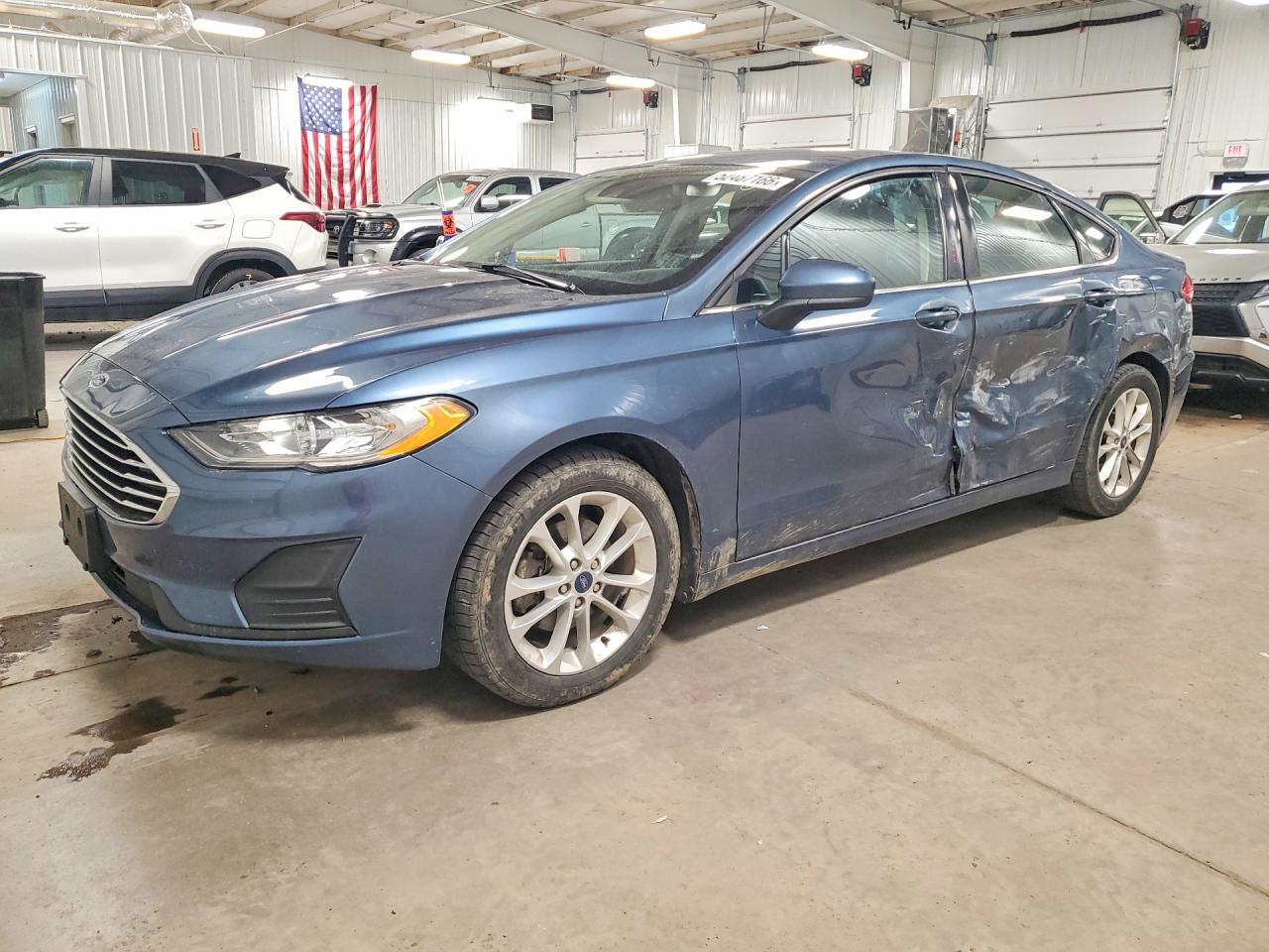 FORD FUSION 2019