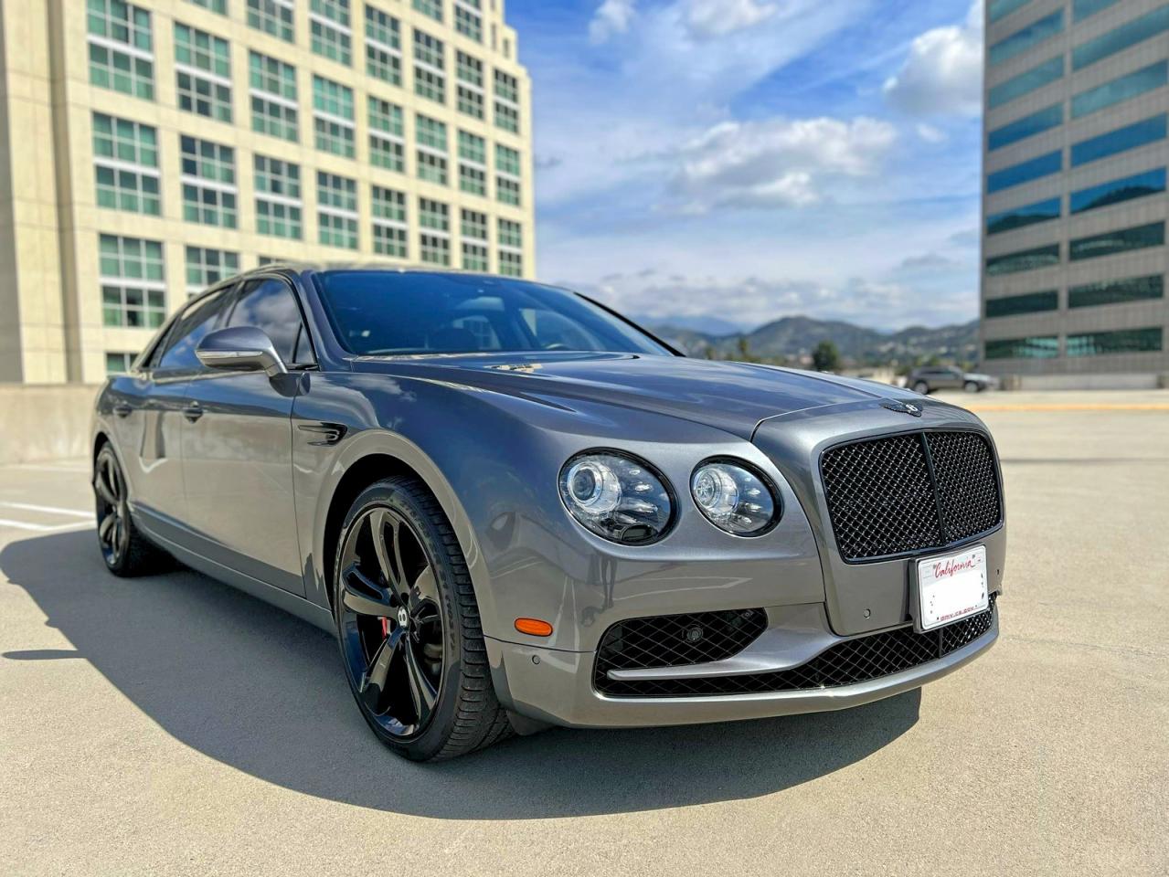 BENTLEY FLYING SPUR 2018