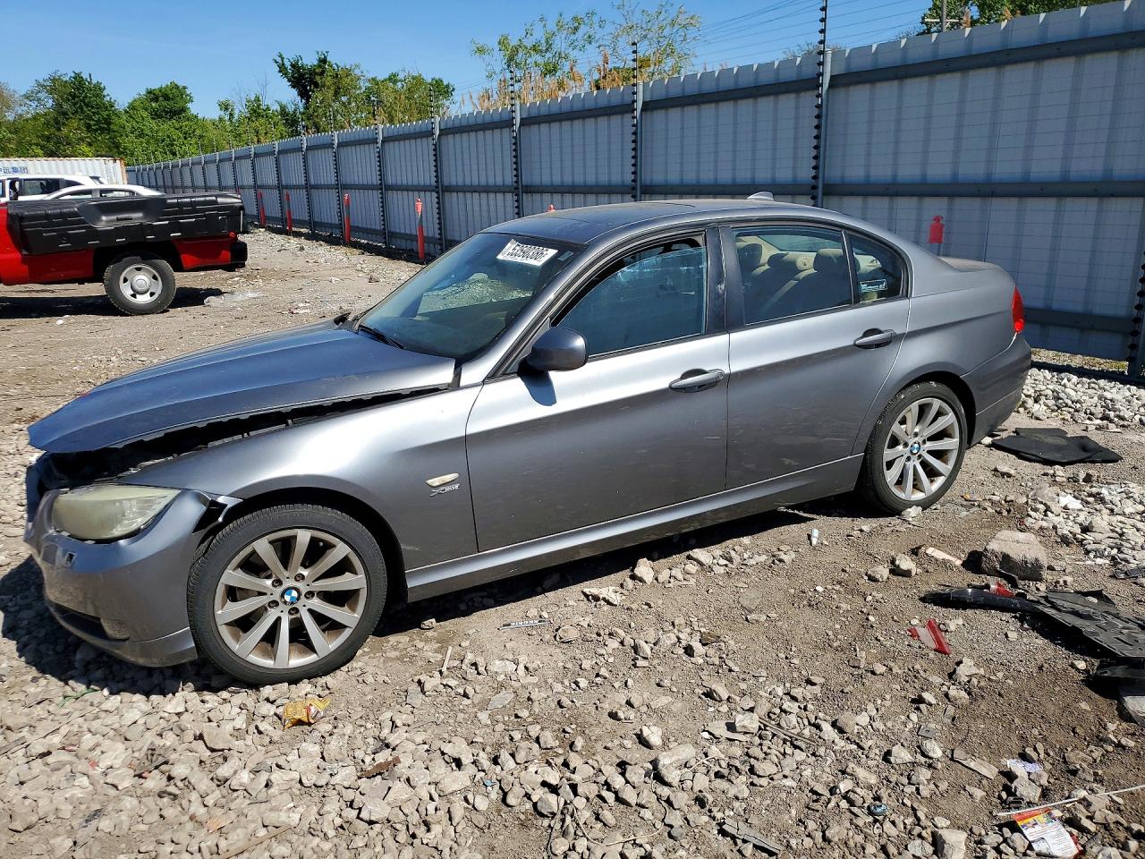 BMW 328 2011