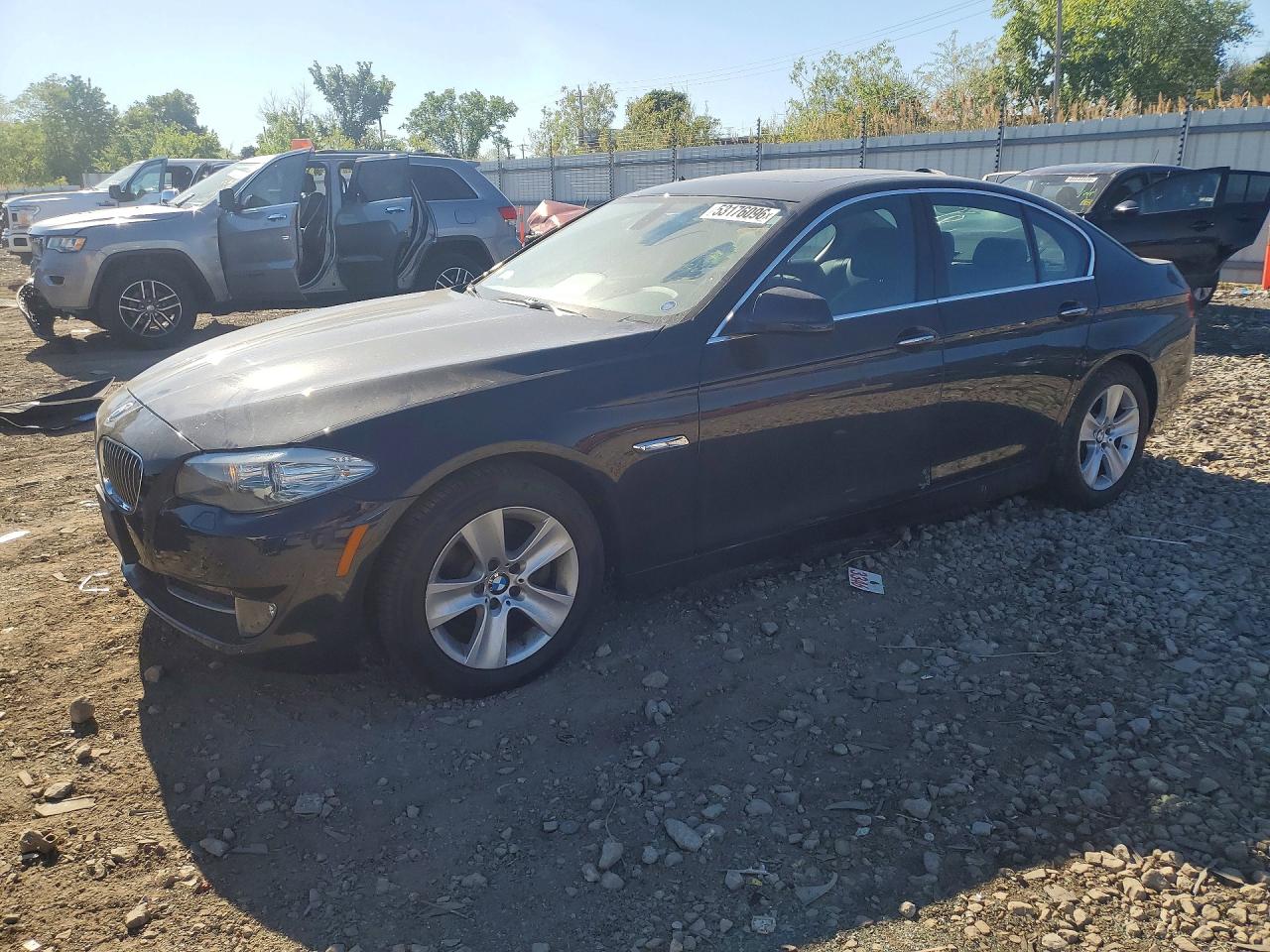 BMW 528 2011