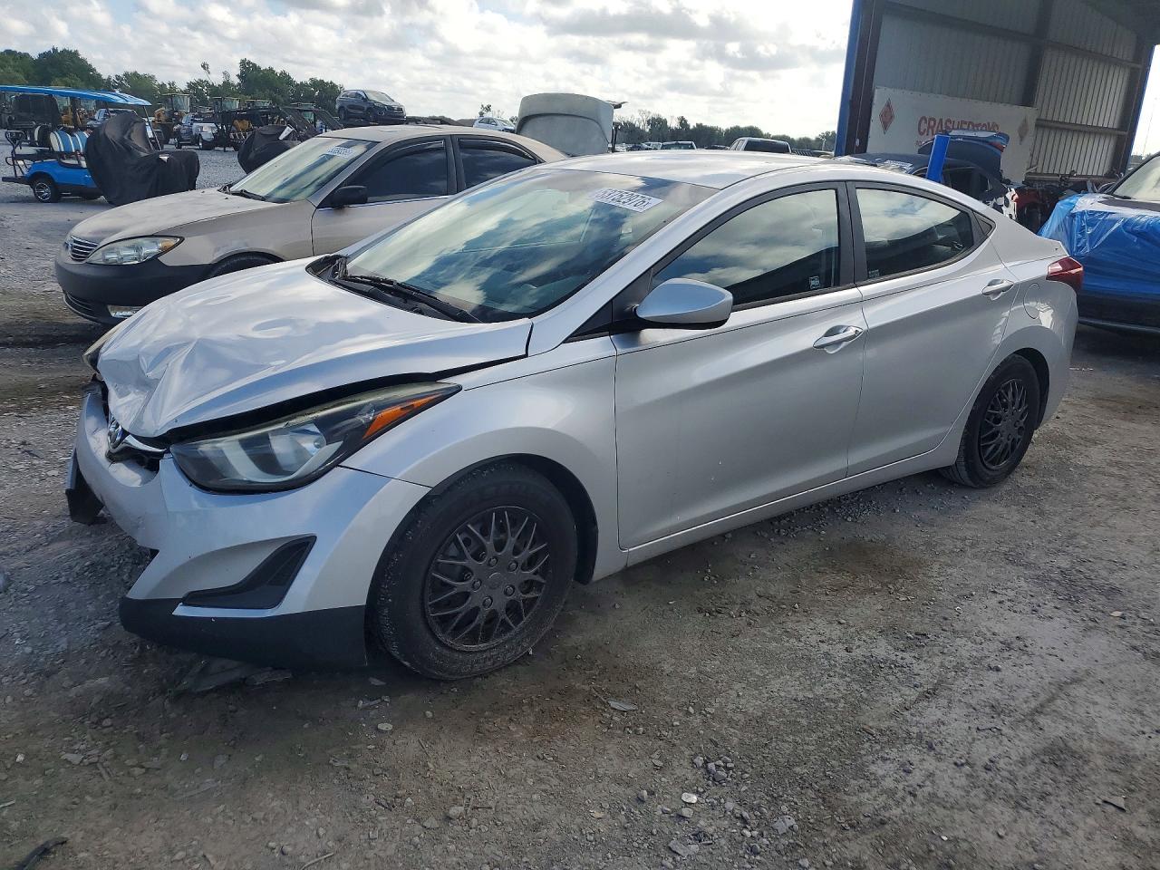 HYUNDAI ELANTRA 2016