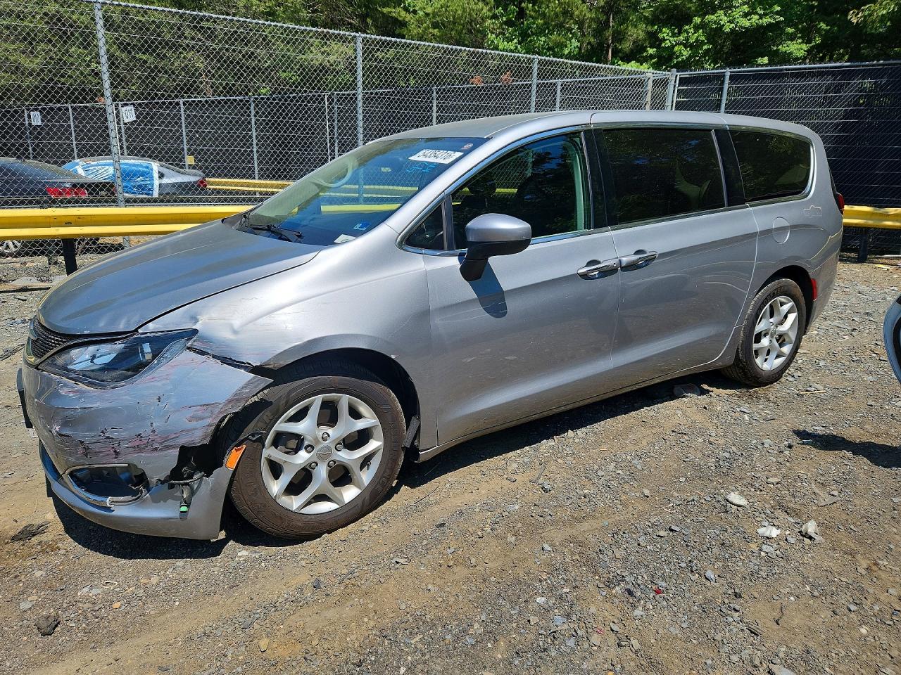 CHRYSLER PACIFICA 2017