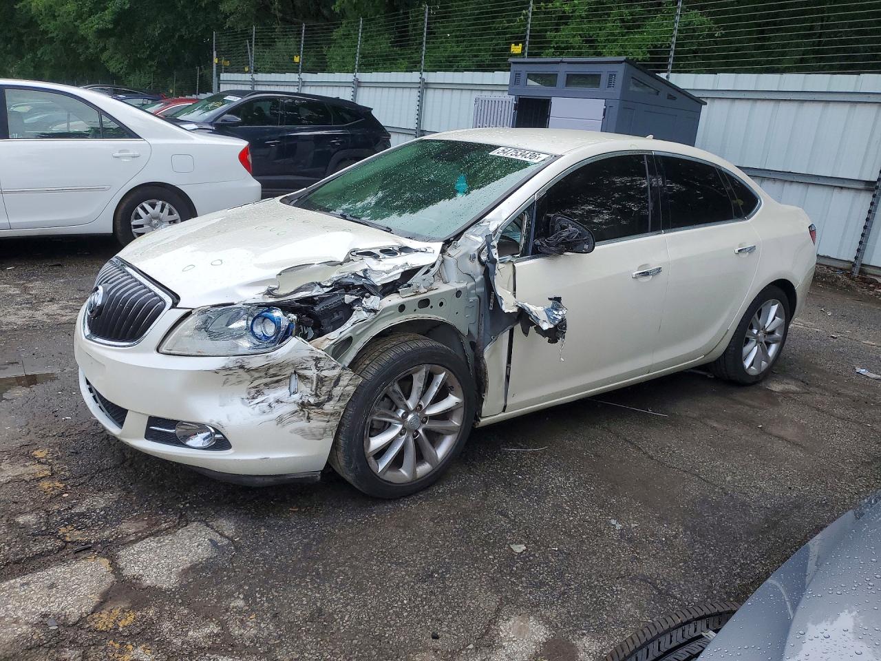 BUICK VERANO 2013