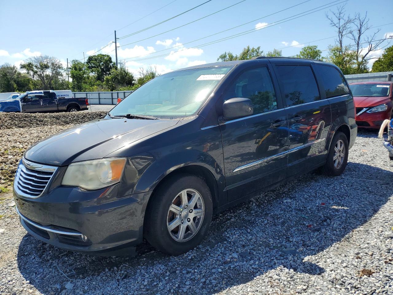 CHRYSLER TOWN & COUNTRY 2012
