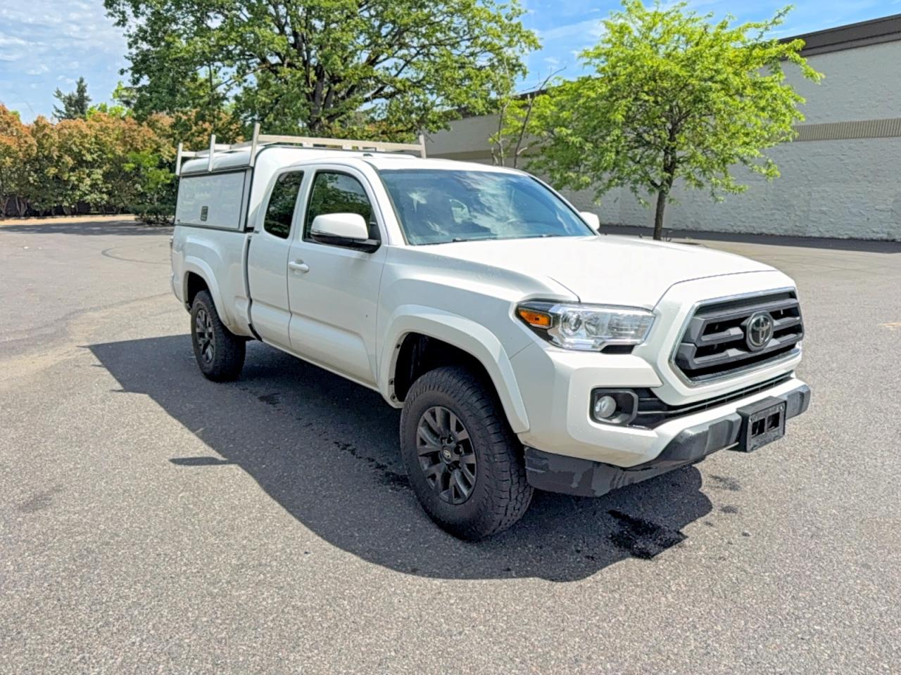 TOYOTA TACOMA 2023