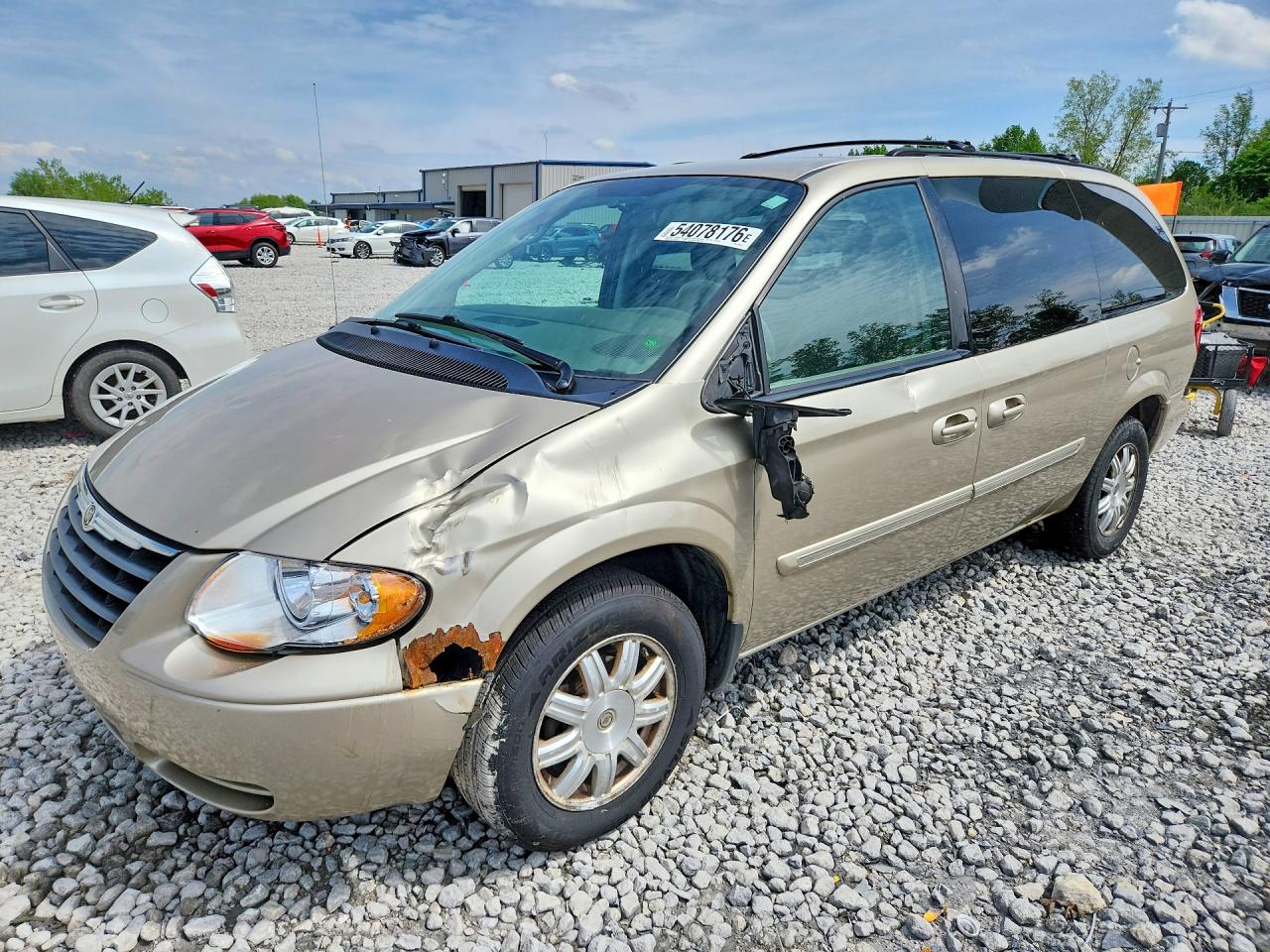 CHRYSLER TOWN & COUNTRY 2006