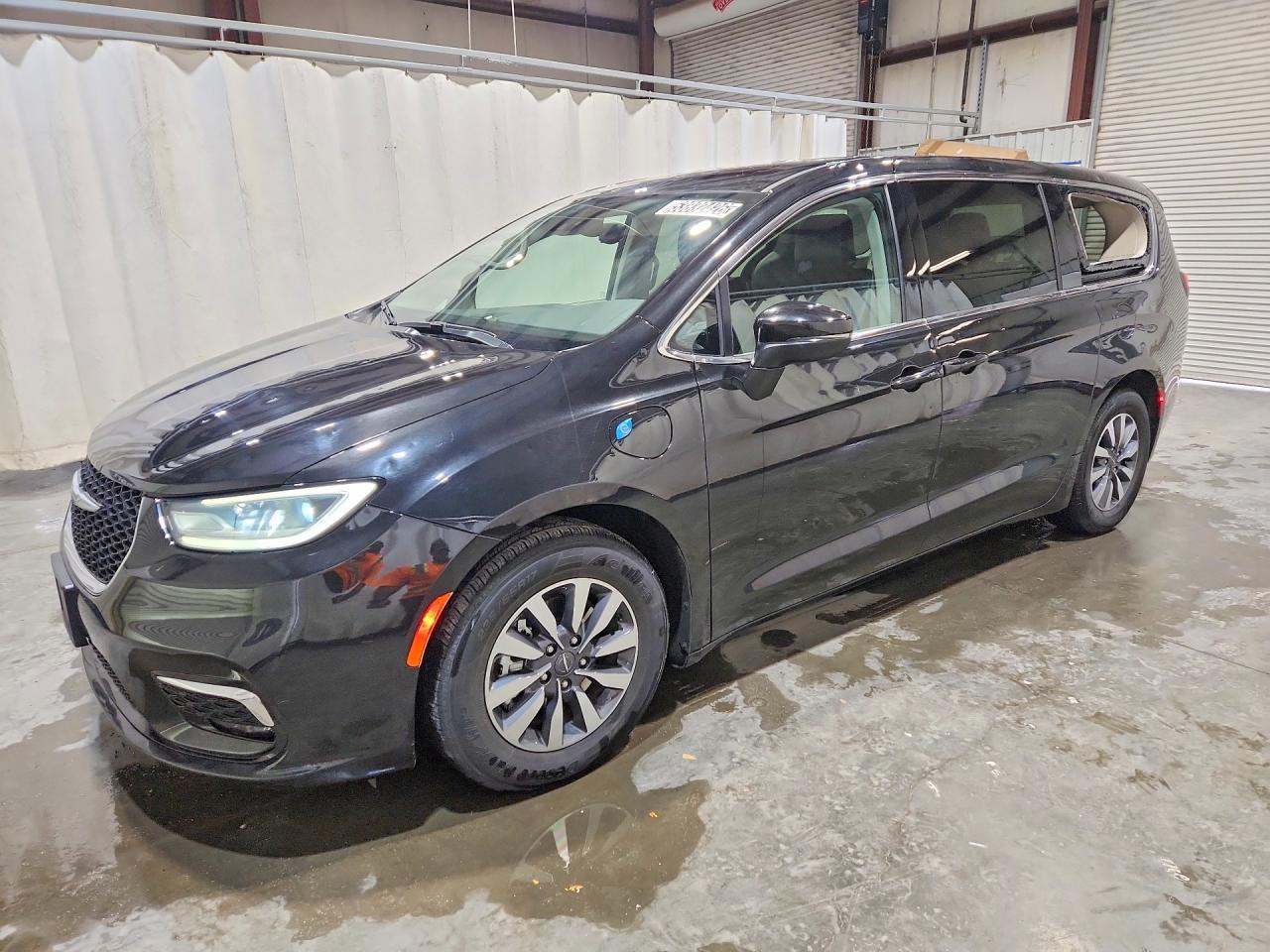 CHRYSLER PACIFICA 2023