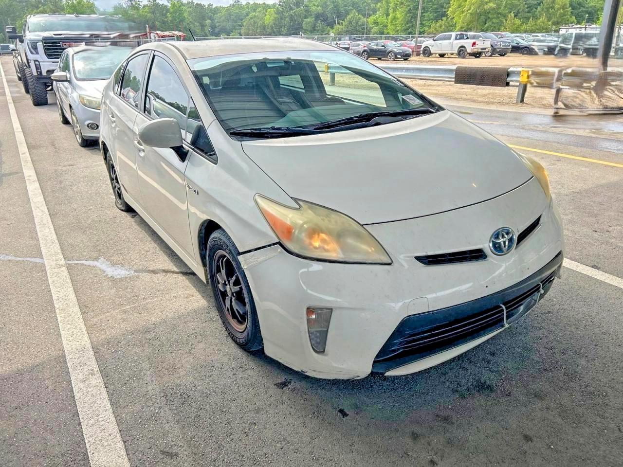 TOYOTA PRIUS 2012