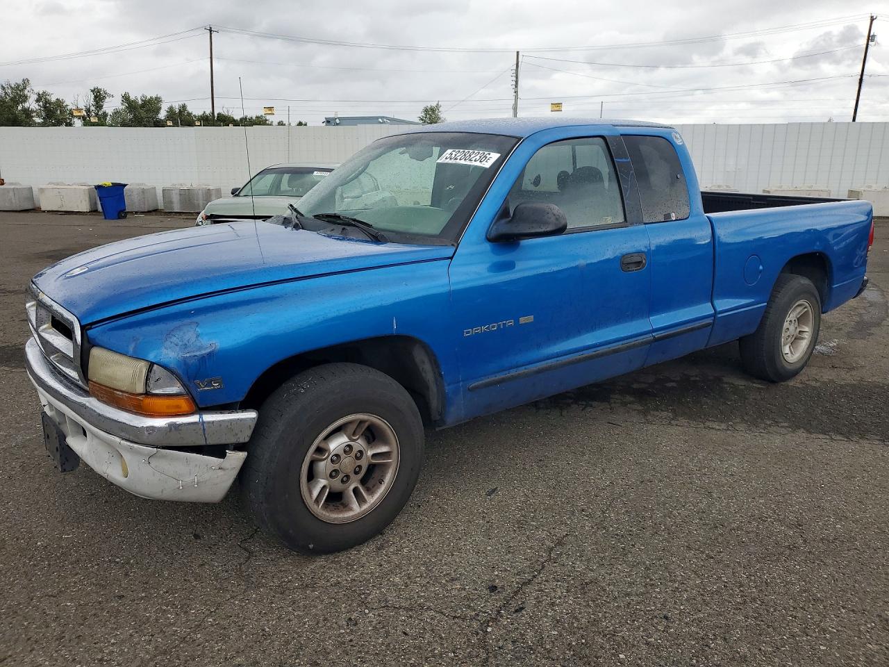 DODGE DAKOTA 2000