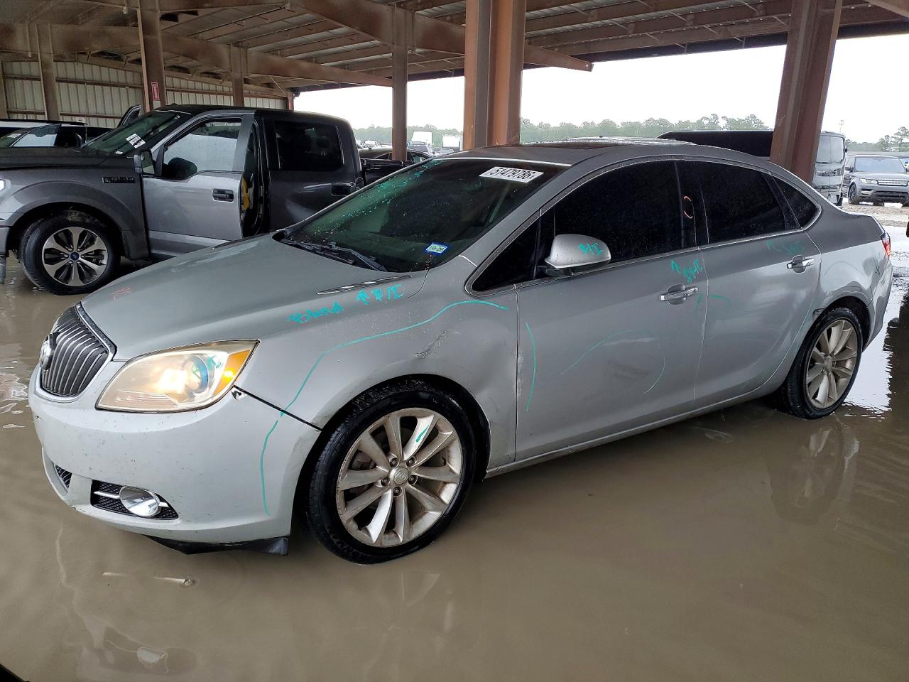 BUICK VERANO 2012