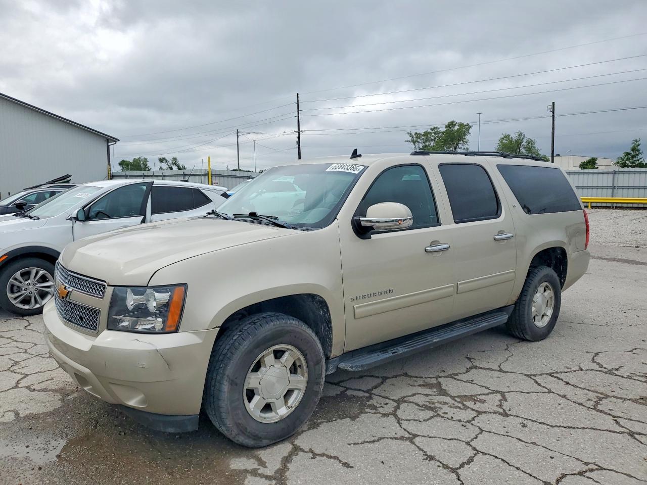 CHEVROLET SUBURBAN 2013