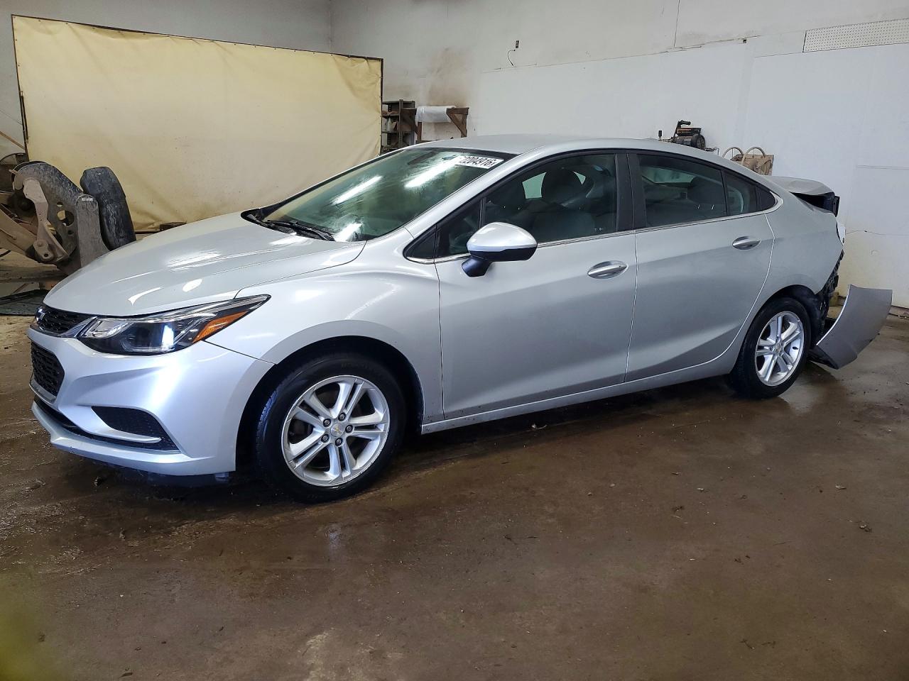 CHEVROLET CRUZE 2018