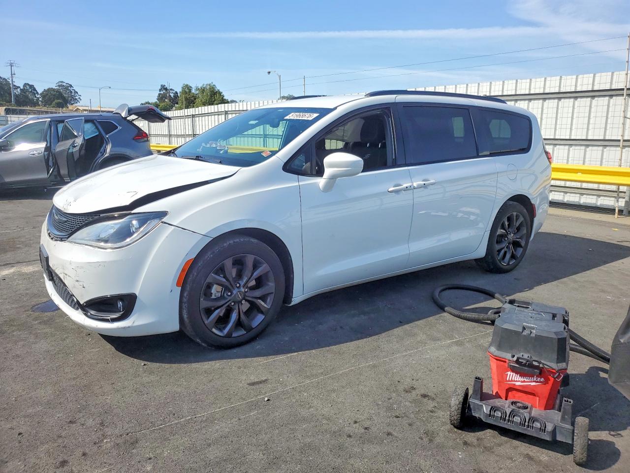 CHRYSLER PACIFICA 2020