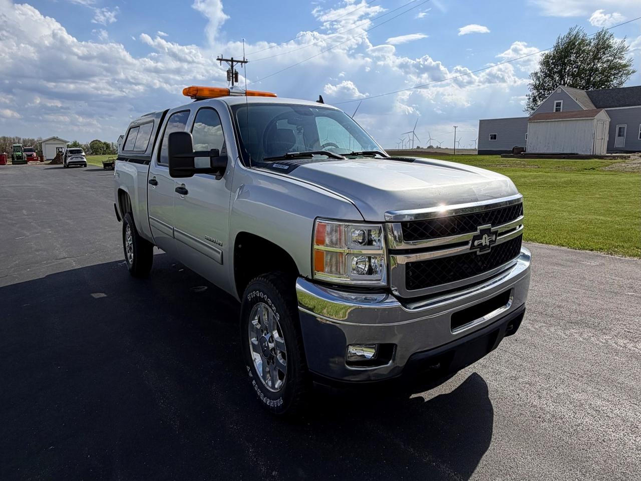 CHEVROLET SILVERADO 2011
