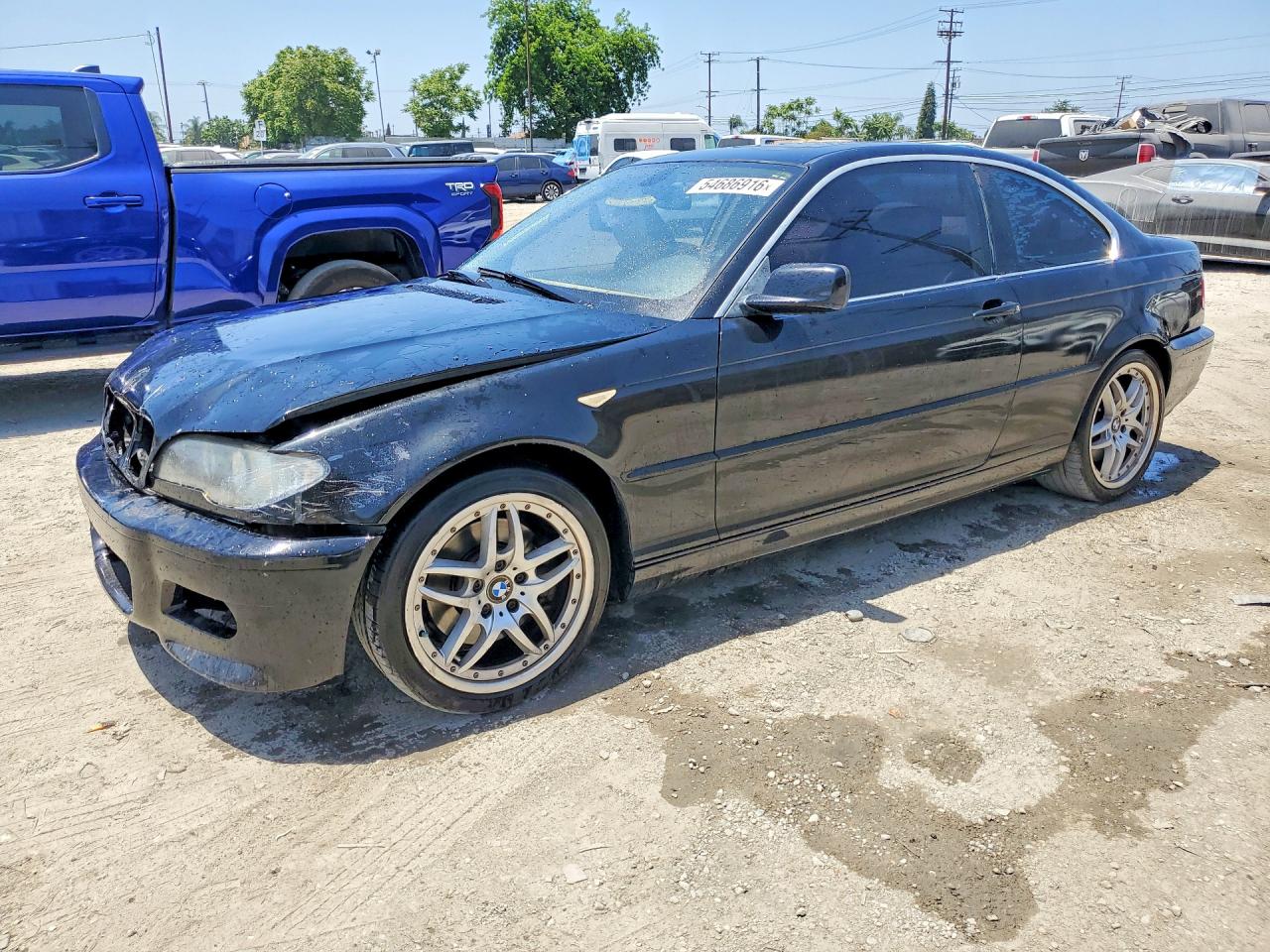 BMW 330 2005