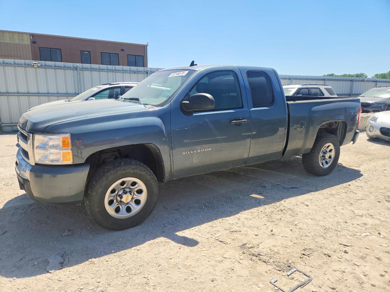 CHEVROLET SILVERADO 2011