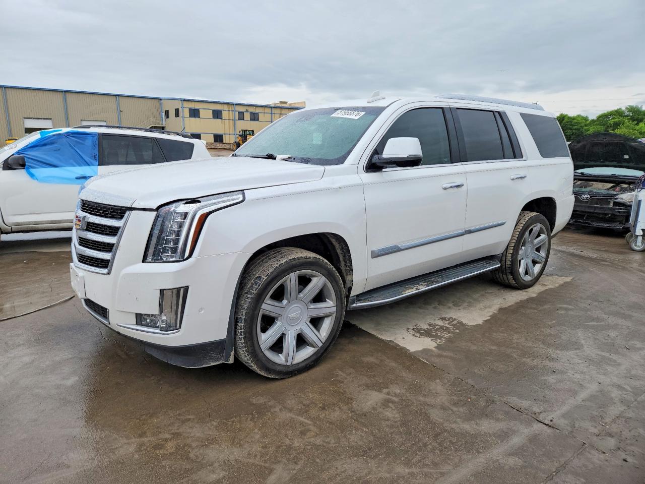 CADILLAC ESCALADE 2017