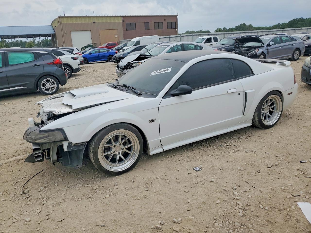 FORD MUSTANG 2001