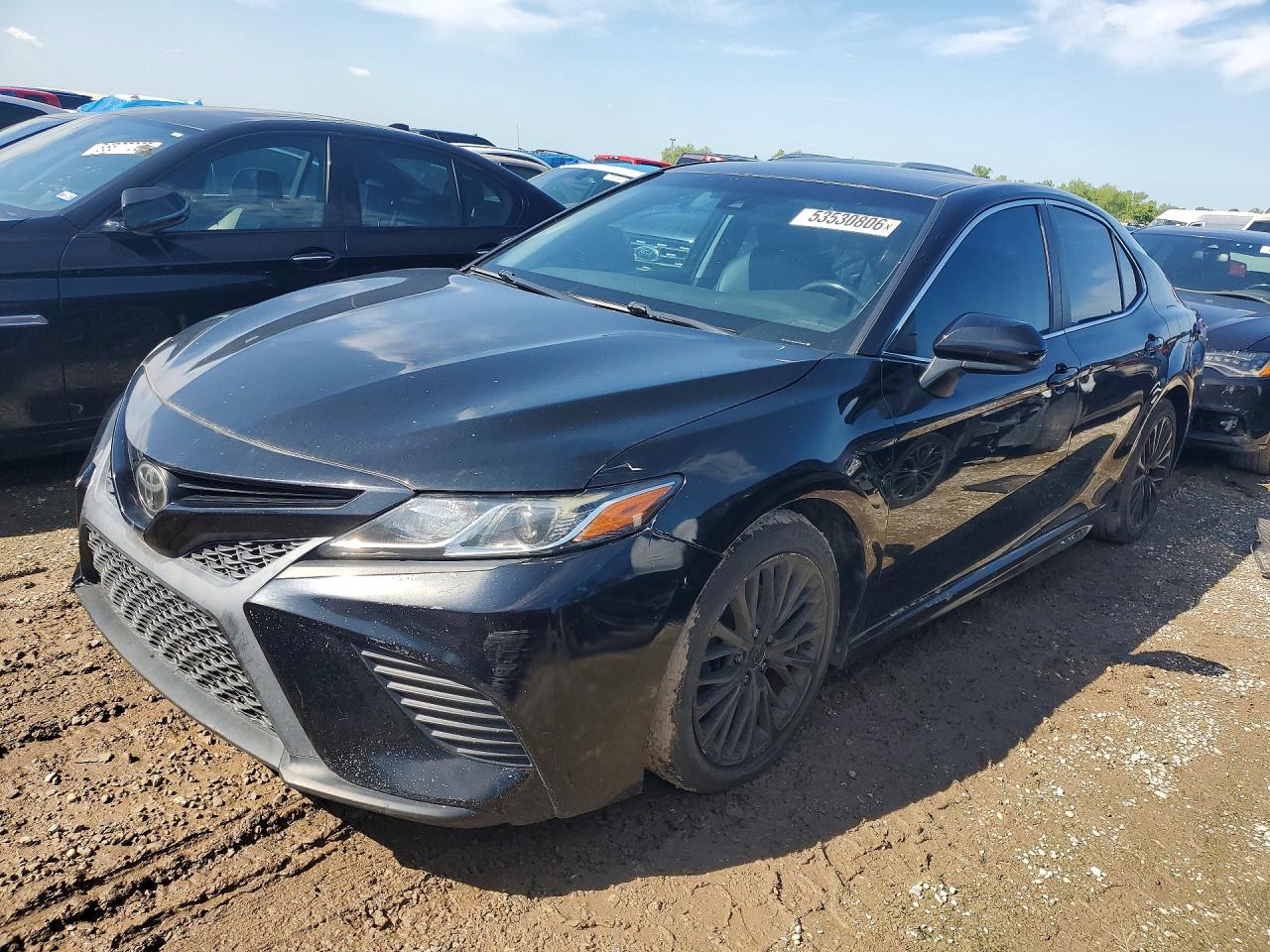TOYOTA CAMRY 2019