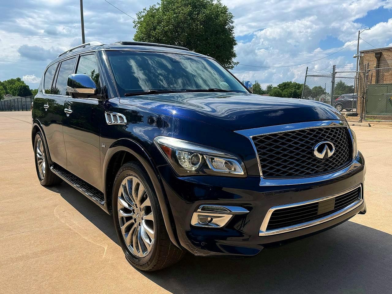 INFINITI QX80 2016