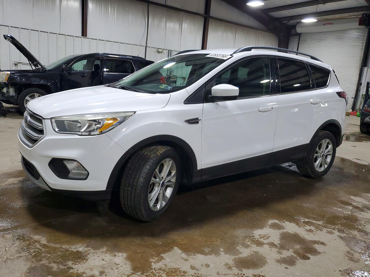 FORD ESCAPE 2018