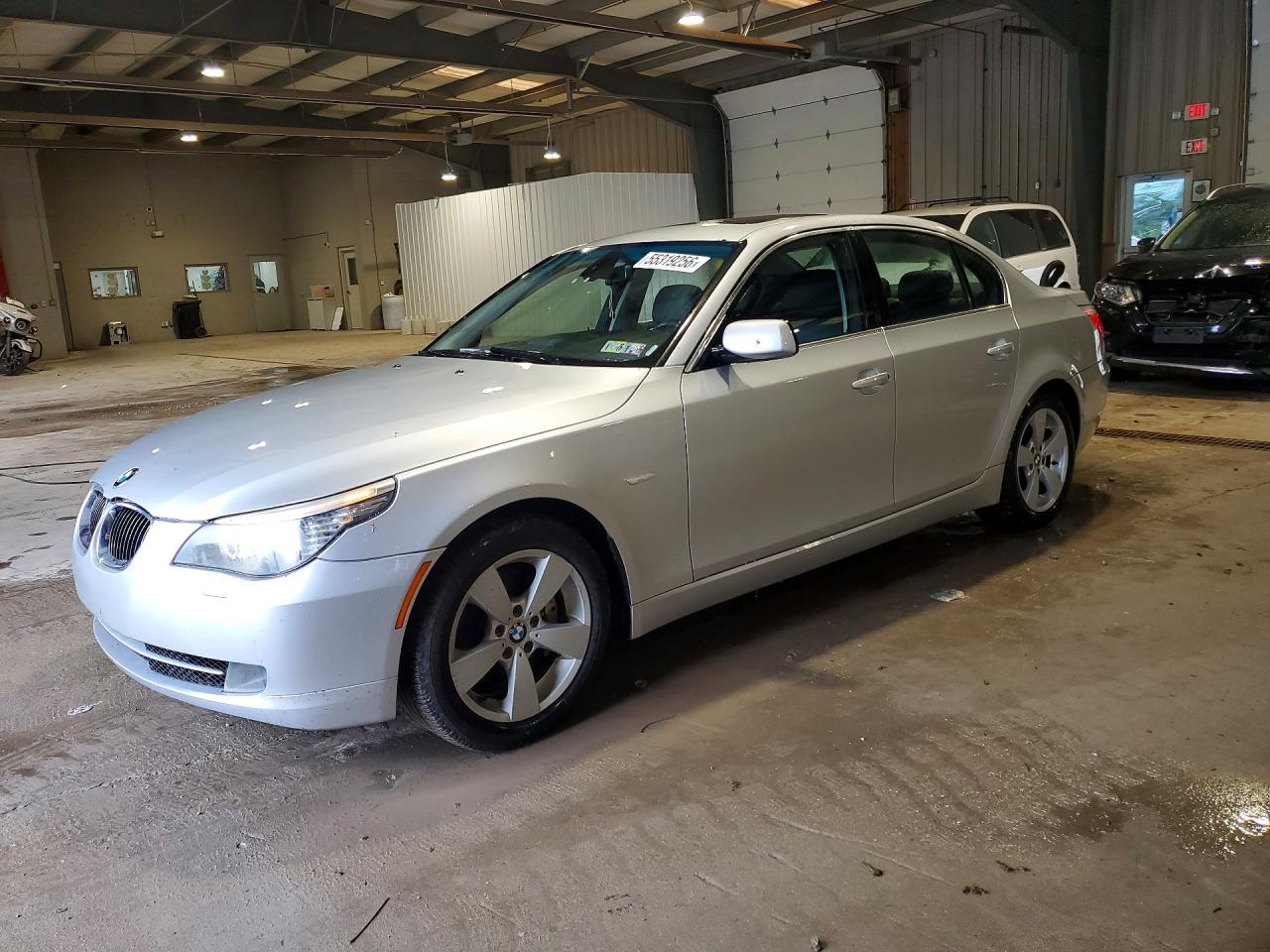 BMW 528 2008