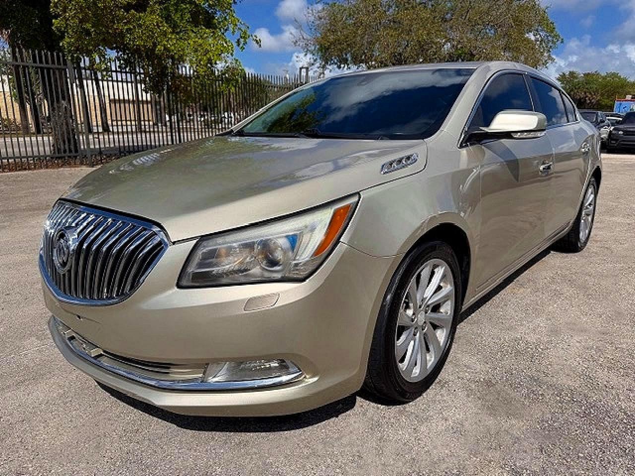 BUICK LACROSSE 2016