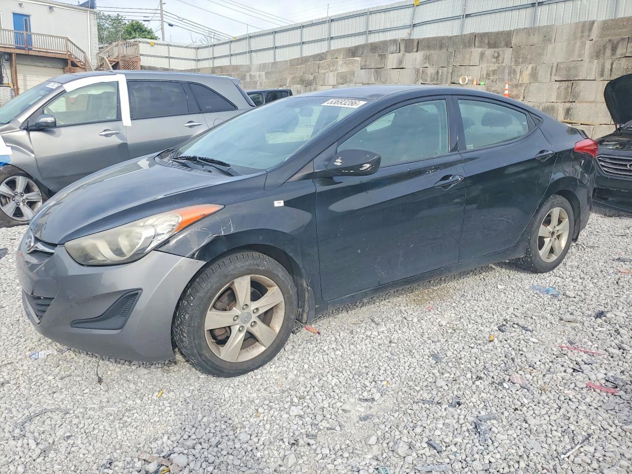 HYUNDAI ELANTRA 2013