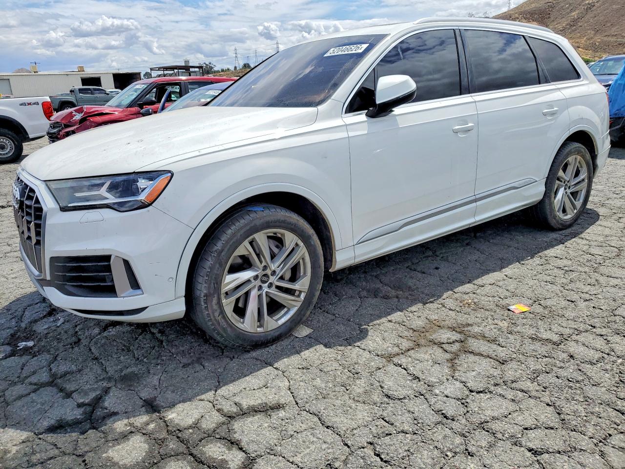 AUDI Q7 2021