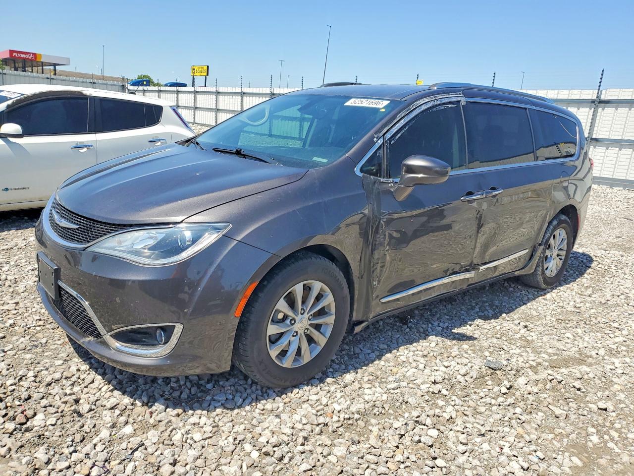 CHRYSLER PACIFICA 2019