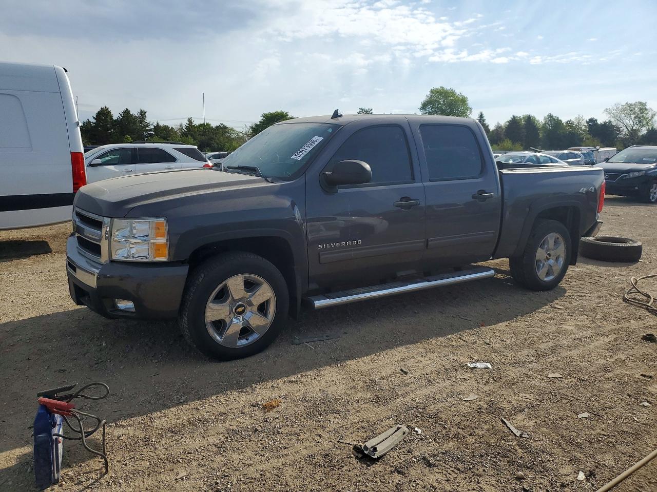 CHEVROLET SILVERADO 2011