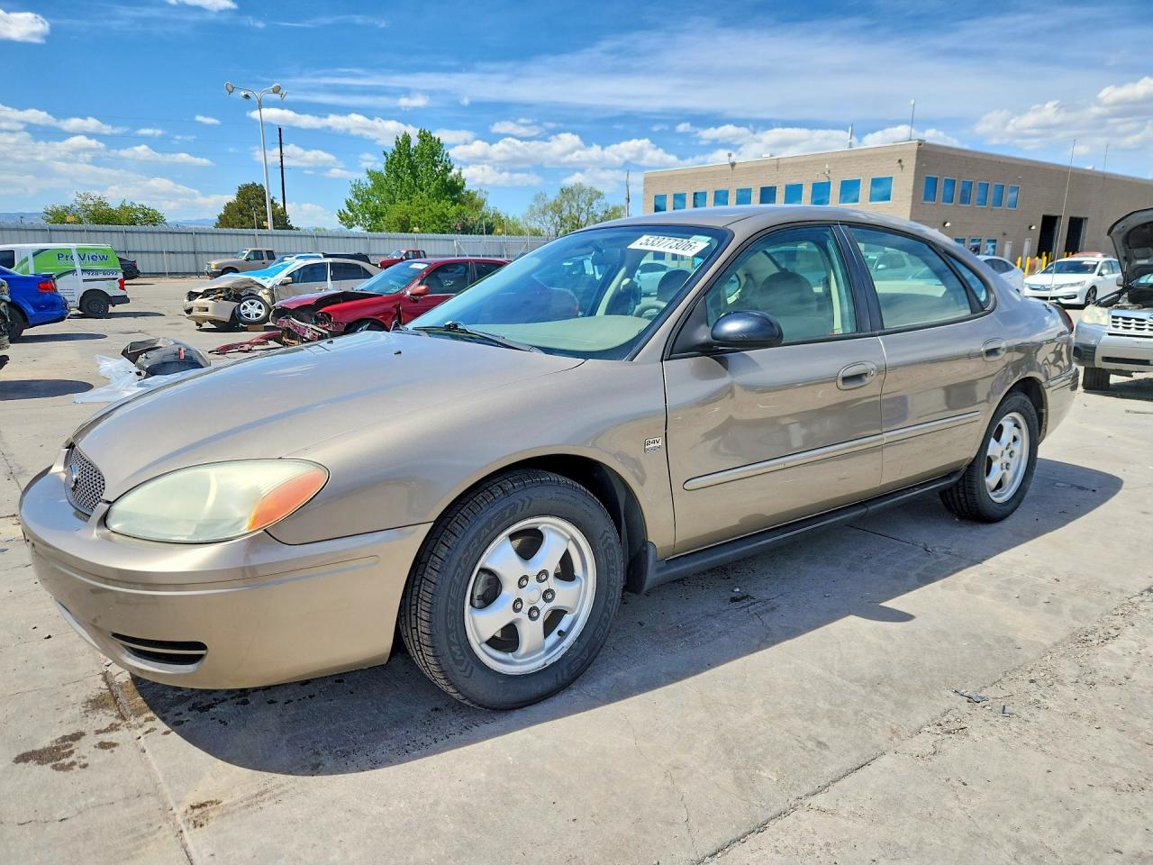 FORD TAURUS 2004