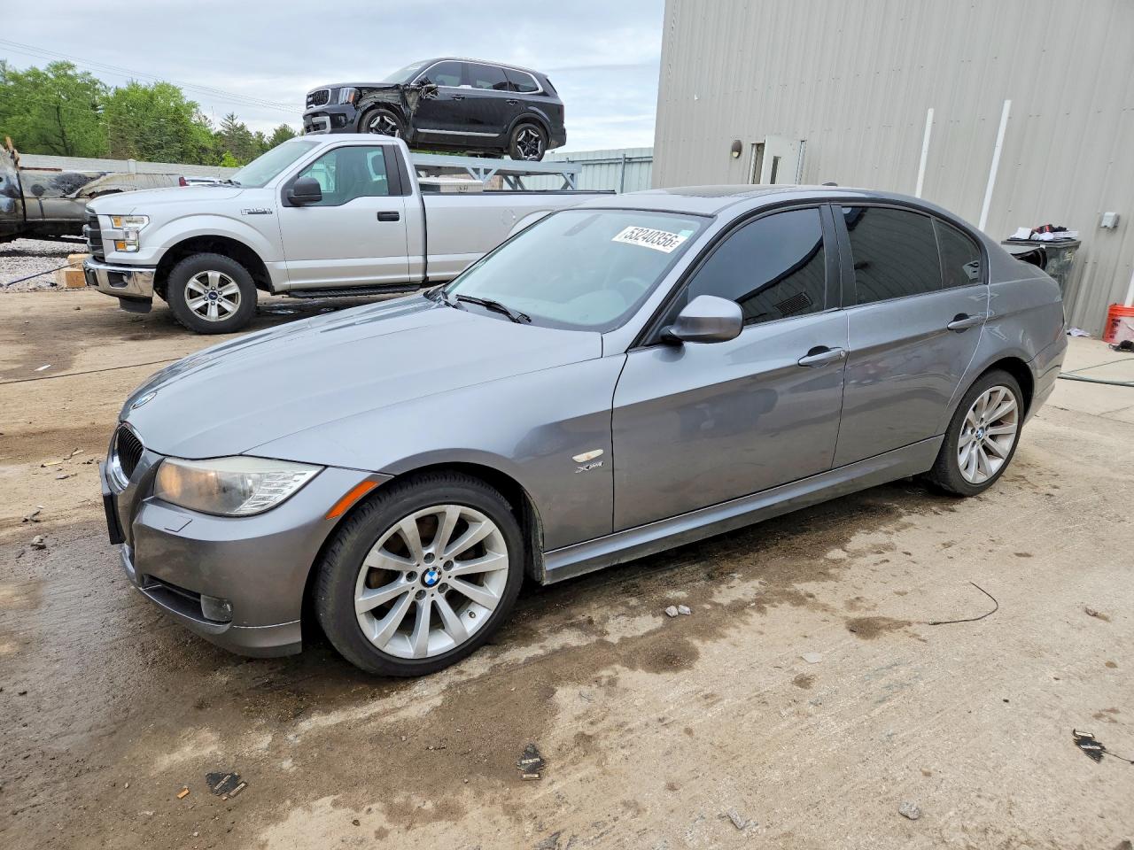 BMW 328 2011