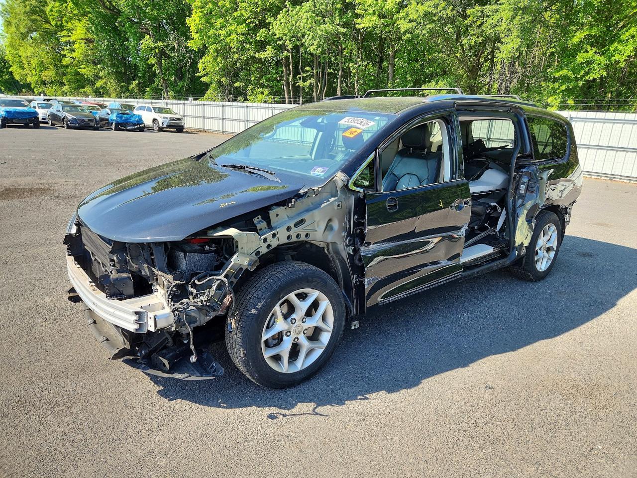 CHRYSLER PACIFICA 2019