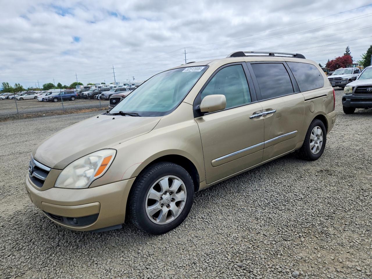 HYUNDAI ENTOURAGE 2007
