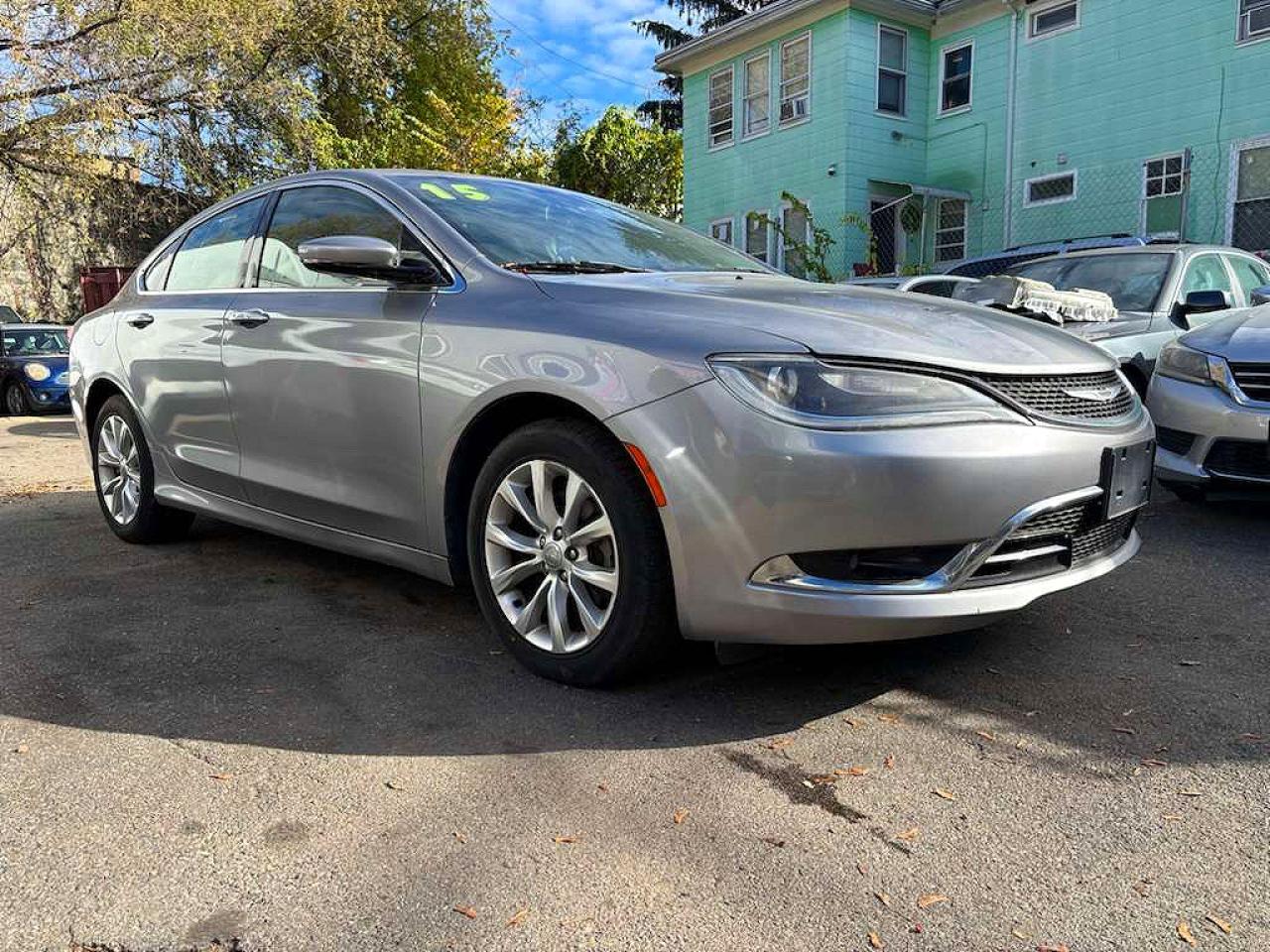 CHRYSLER 200 2015