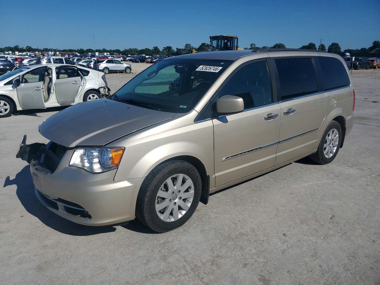 CHRYSLER TOWN & COUNTRY 2015