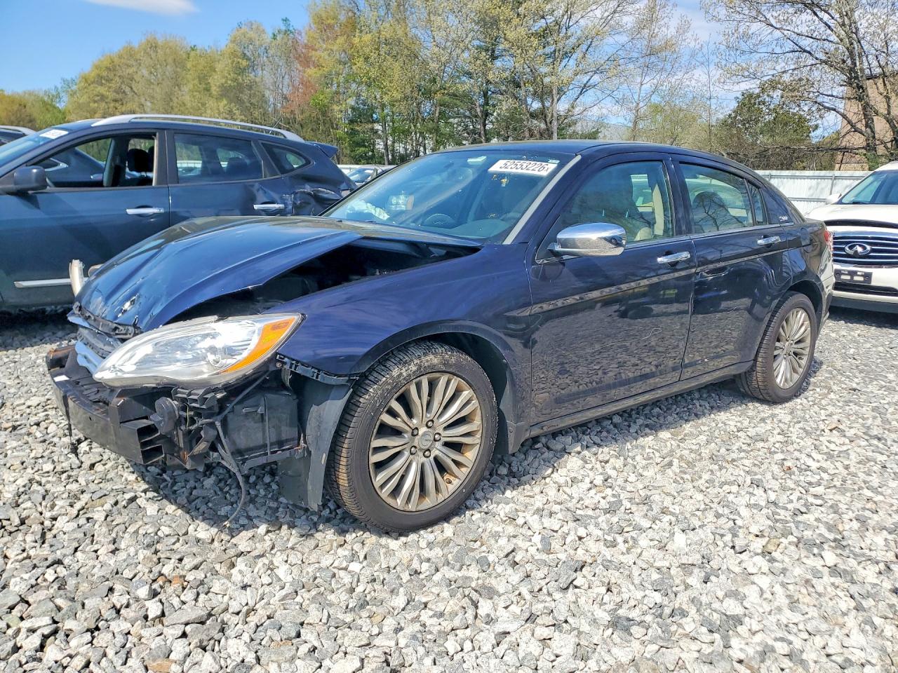 CHRYSLER 200 2012