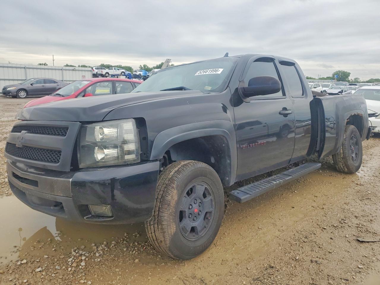 CHEVROLET SILVERADO 2011