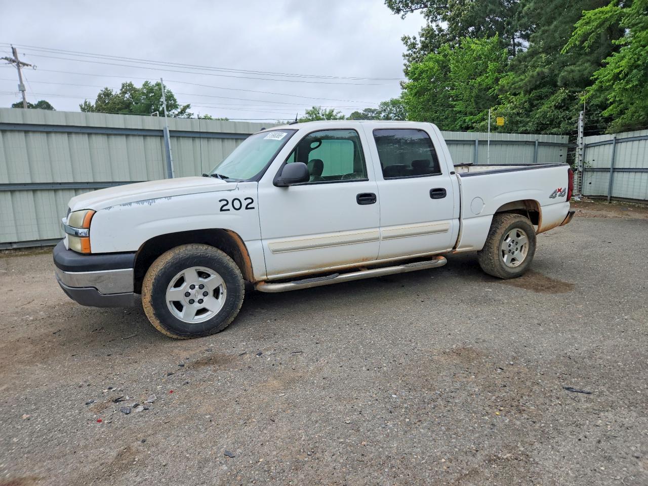 CHEVROLET SILVERADO 2004